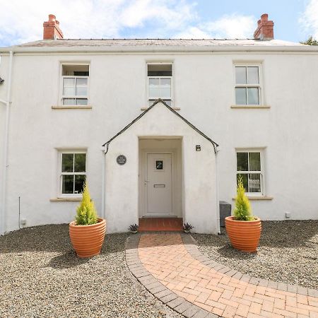 The Old Farm House Tenby Exterior photo
