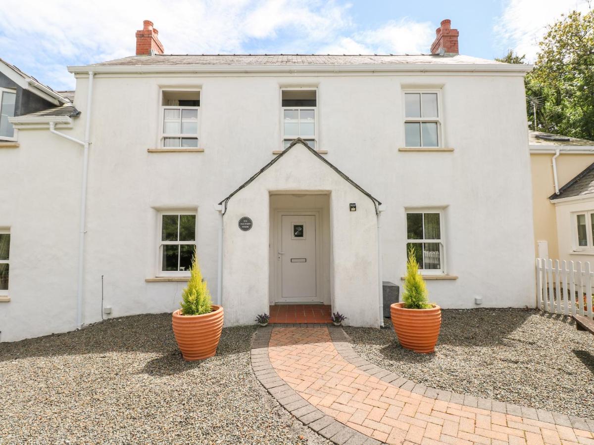 The Old Farm House Tenby Exterior photo